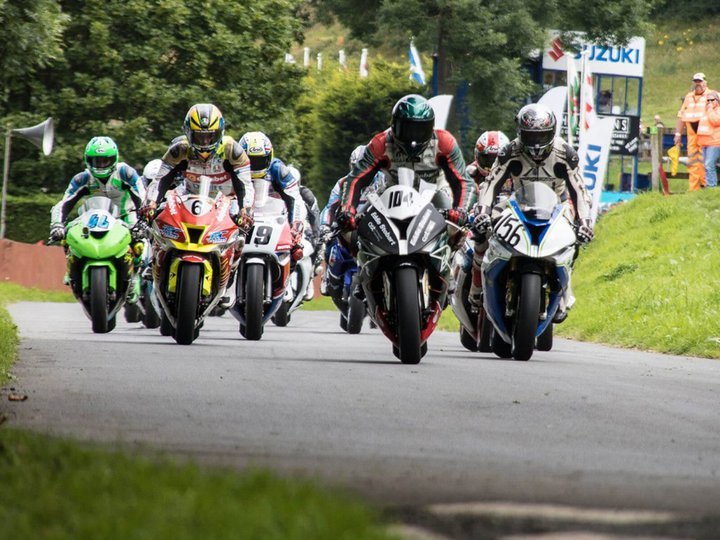 Oliver's Mount Motorcycle Racing on TV Channels and schedules TV24