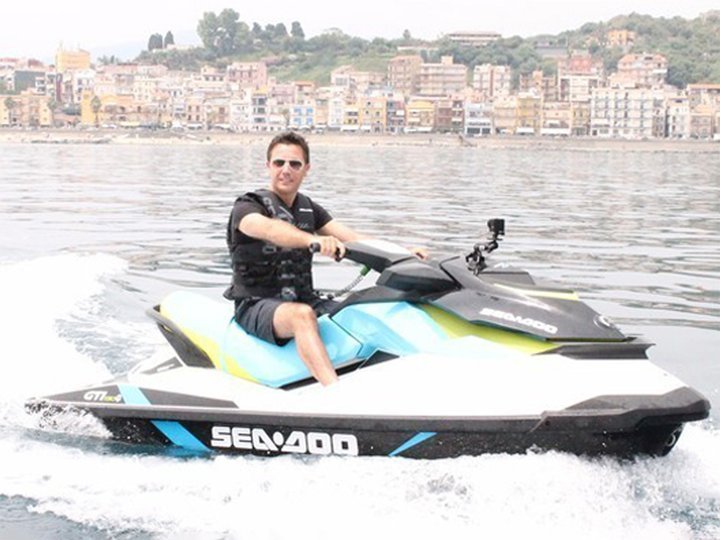 Gino's Italian Escape: Islands in the Sun on TV | Series 1 Episode 6