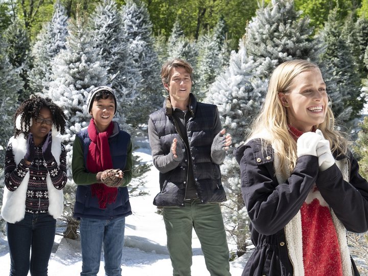 Christmas Makeover (2018) on TV | Channels and schedules | tv24.co.uk