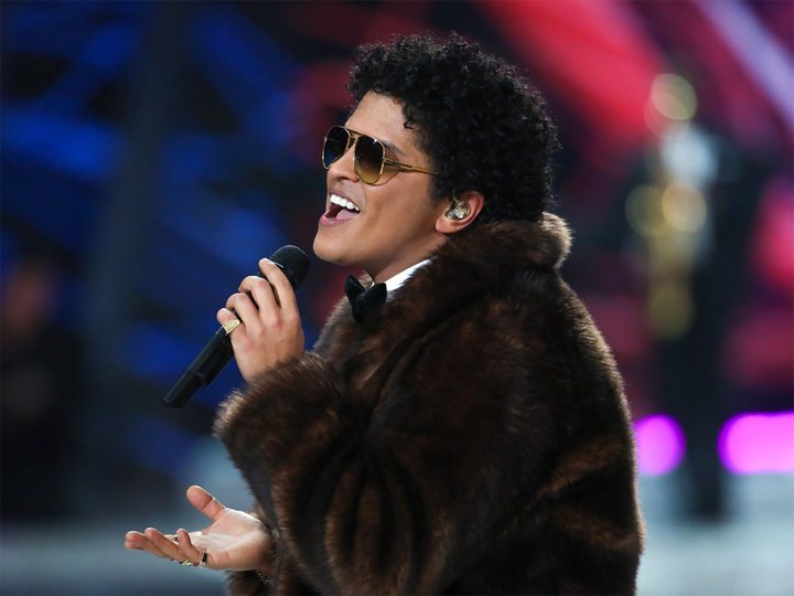 Bruno Mars: Official Top 10 on TV | Channels and schedules | TV24.co.uk