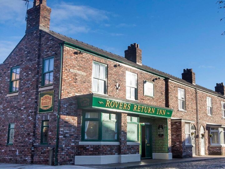 Coronation Street on TV | Channels and schedules | tv24.co.uk