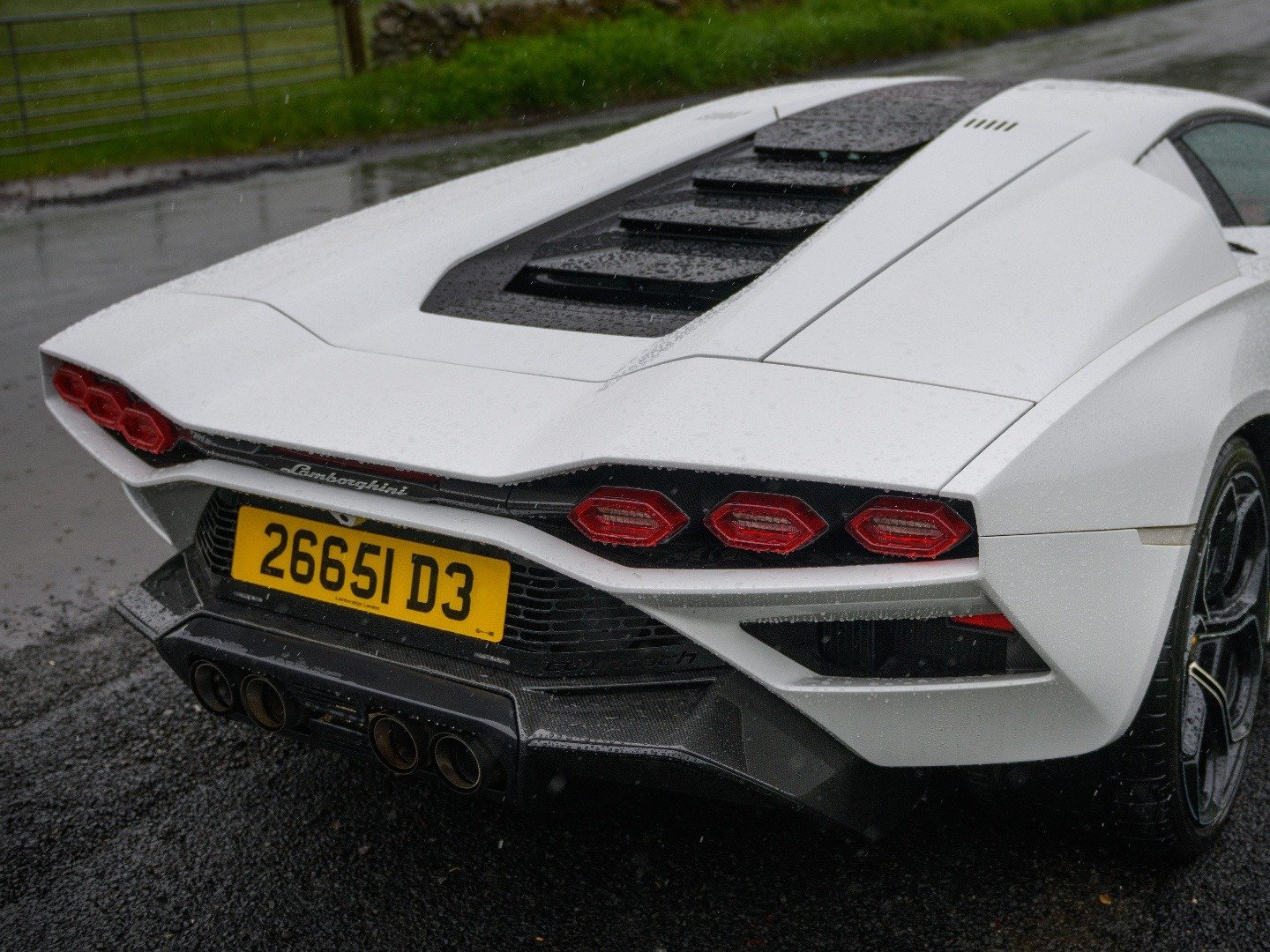 Fifth Gear Recharged on TV Series 2 Episode 1 Channels and