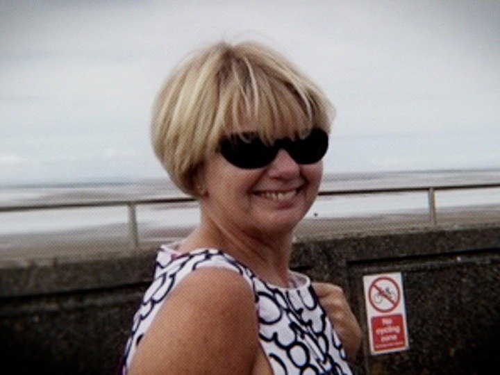 Bubble and Squeak Murder on TV Series 1 Episode 2 Channels and