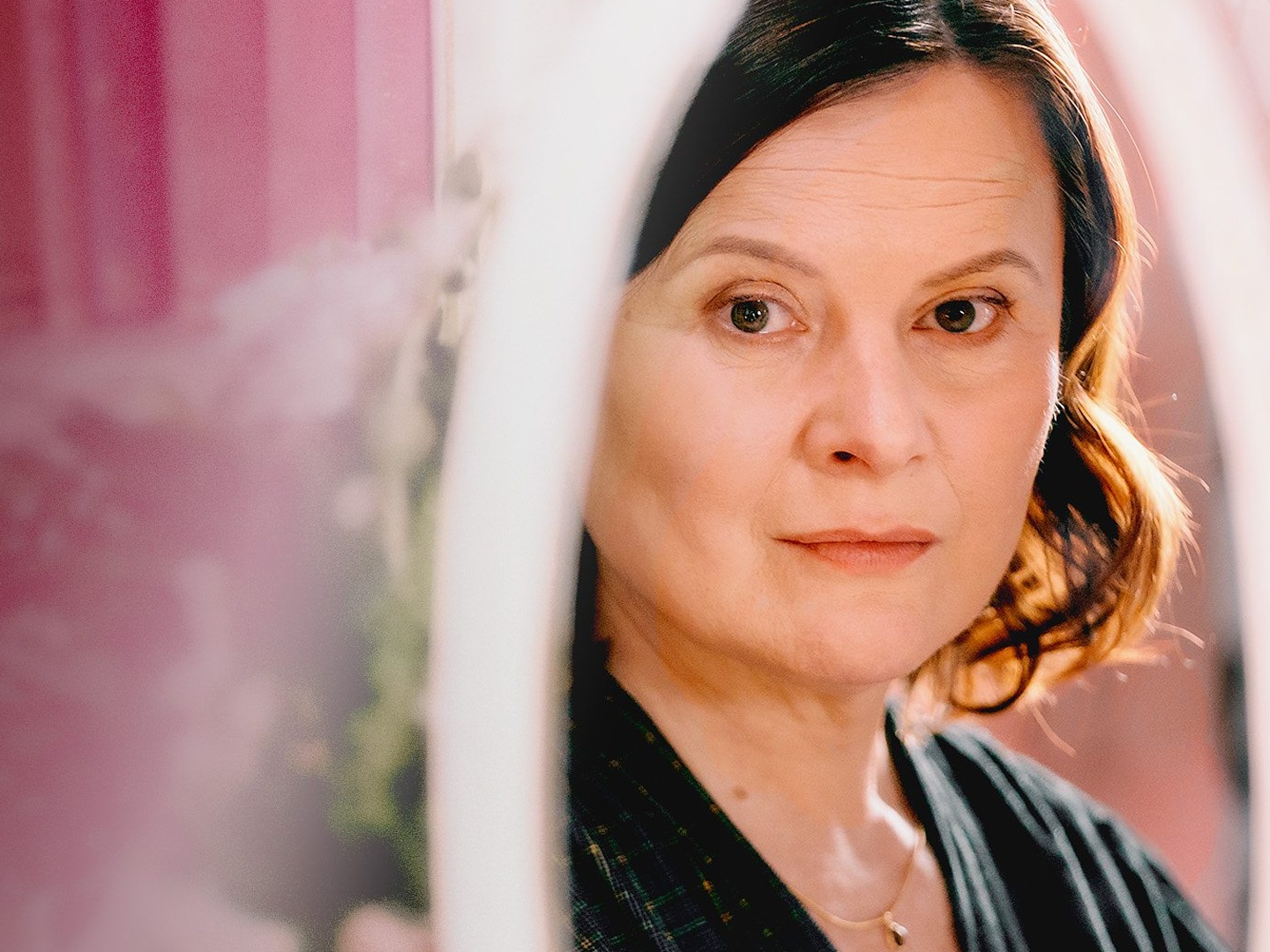 The Read on TV | Series 4 | Channels and schedules | tv24.co.uk