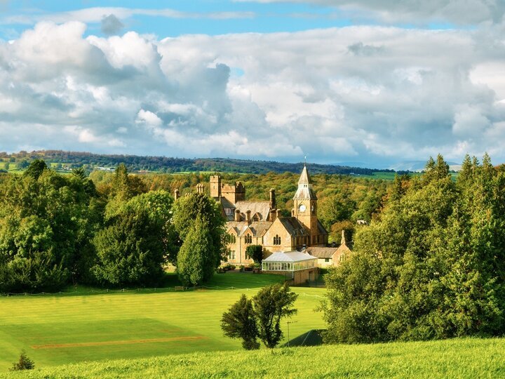 Country House Rescue on TV Series 3 Episode 1 Channels and