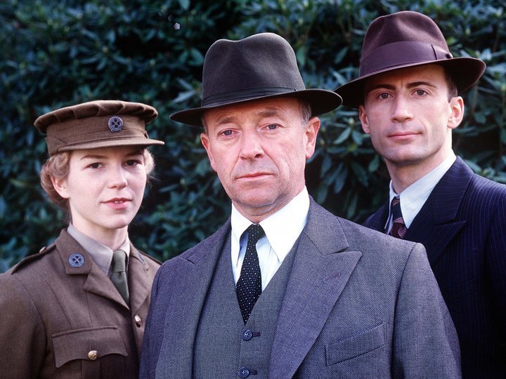 Foyle's War on TV | Series 1 Episode 1 | Channels and schedules | TV24